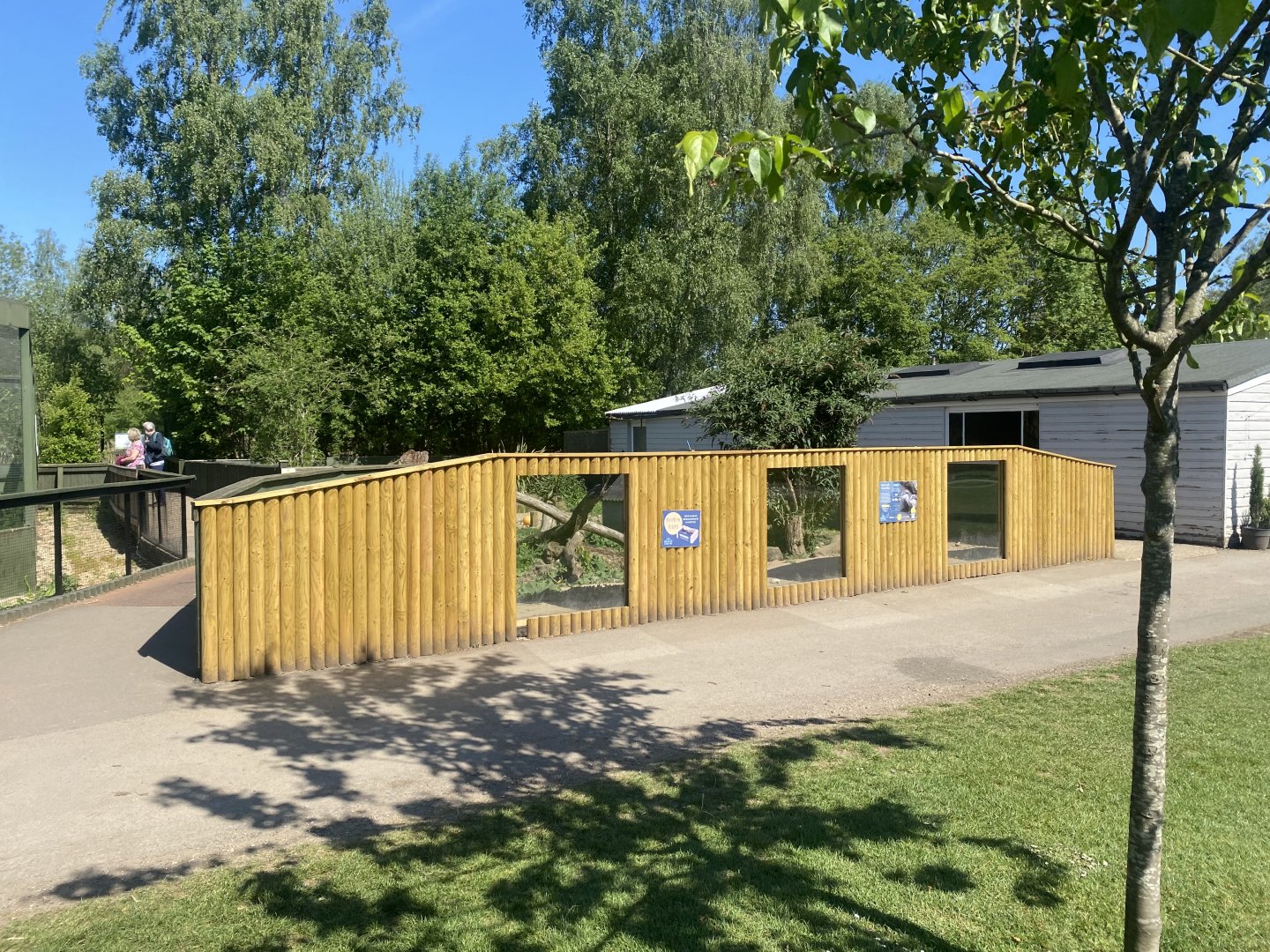 Asian small-clawed otter enclosure 090525