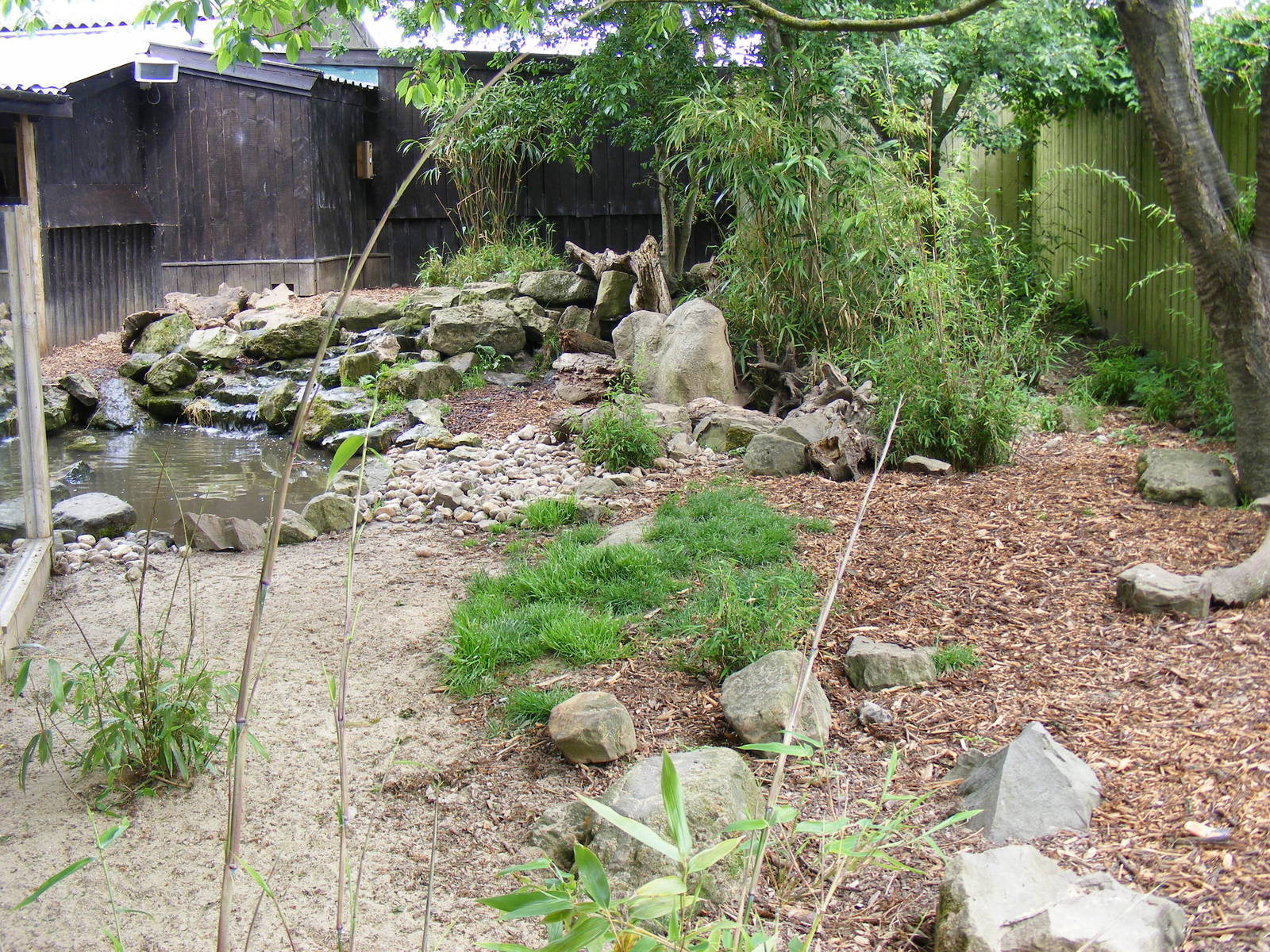 Asian small-clawed otter enclosure at Drusillas Park, 23 May 2009