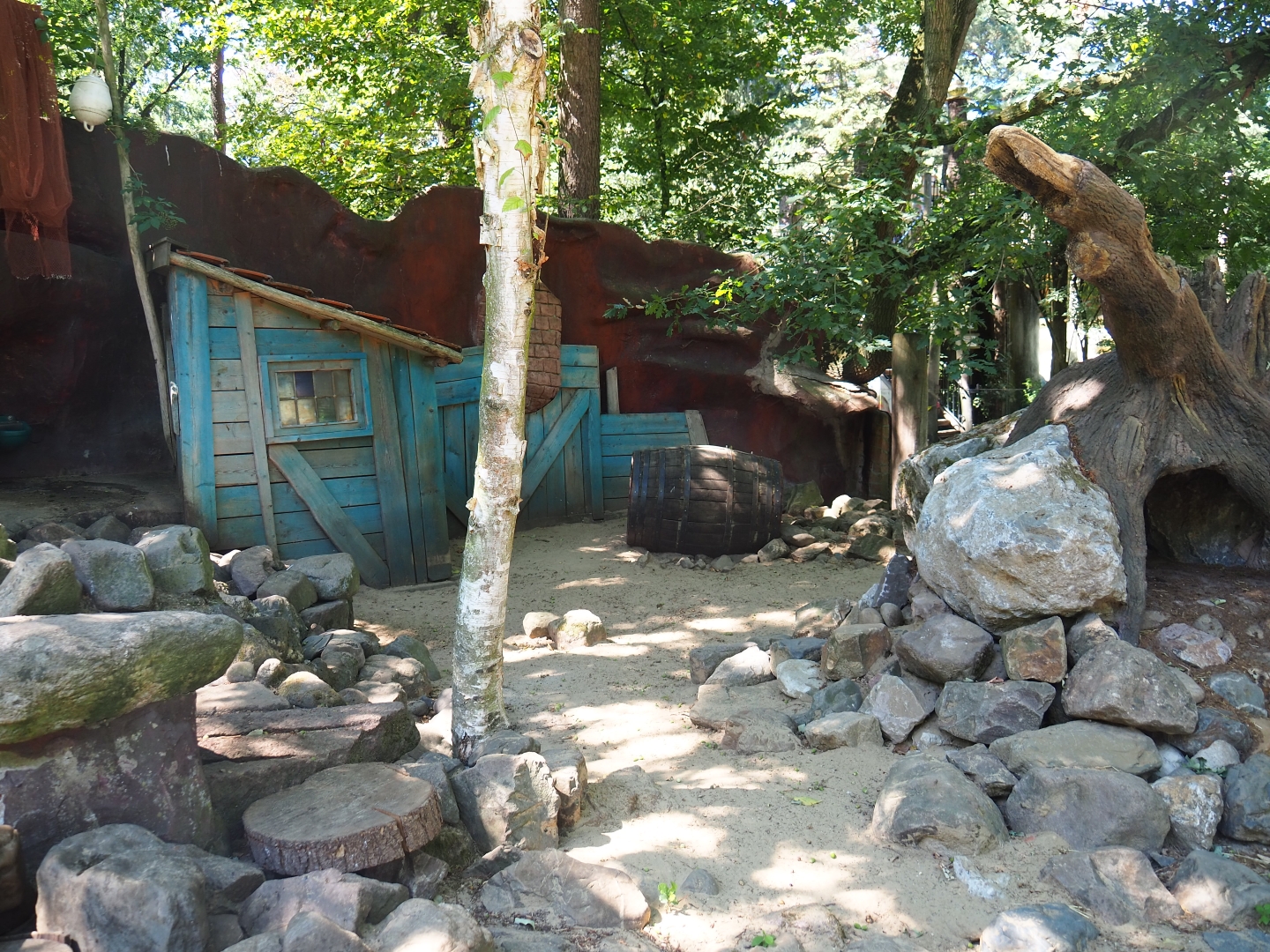 Asian small-clawed otter exhibit