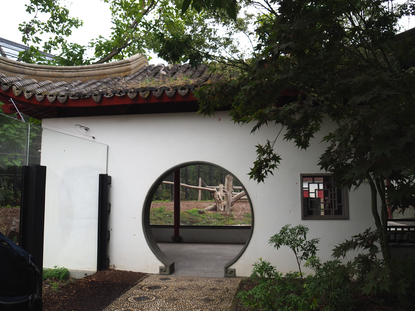 Asiatic black bear viewing pavilion, 2020-09-03