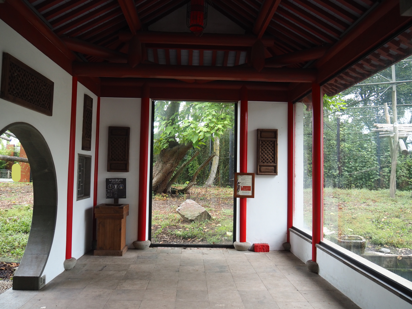 Asiatic black bear viewing pavilion, 2022-09-15
