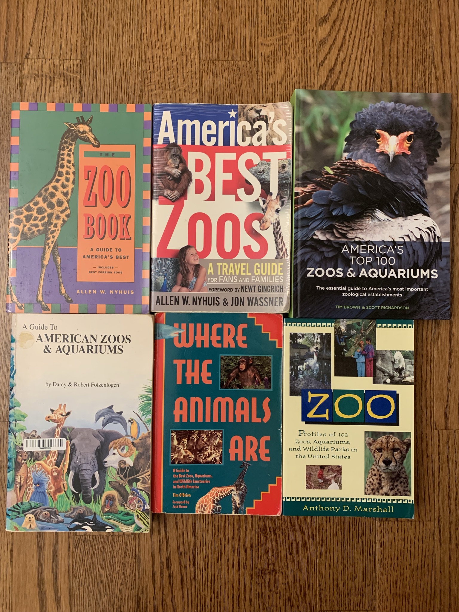 Assorted American zoo books