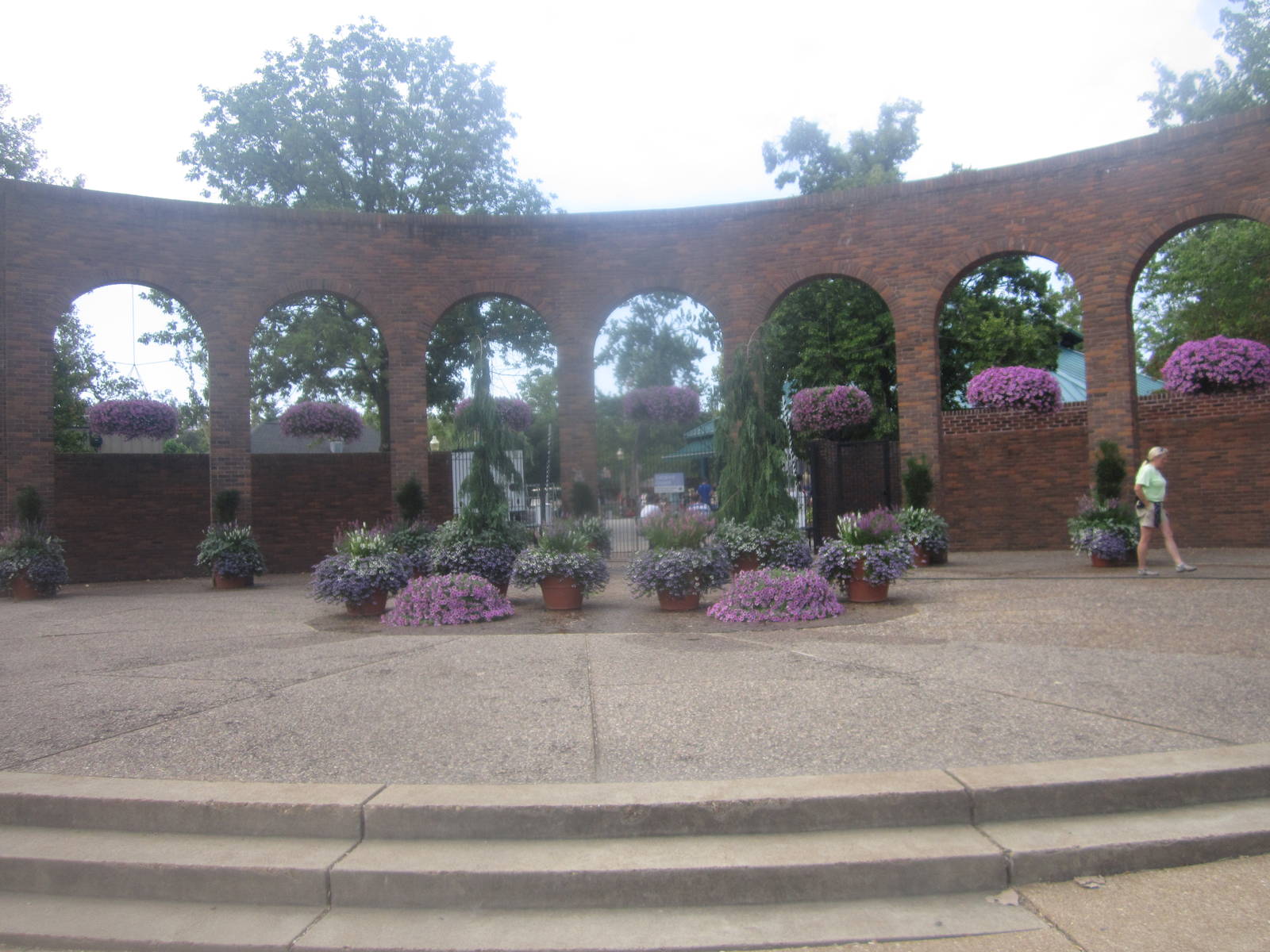 Aug. 2012-Zoo South Entrance