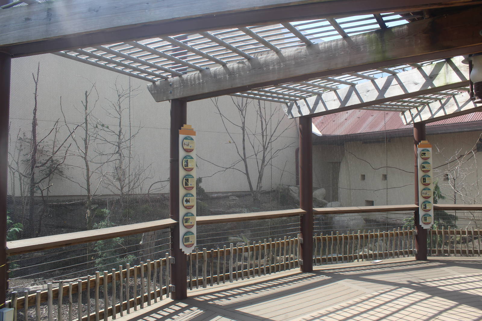 Aug. 2016 - African Elephant Crossing - Aviary (9 Species)