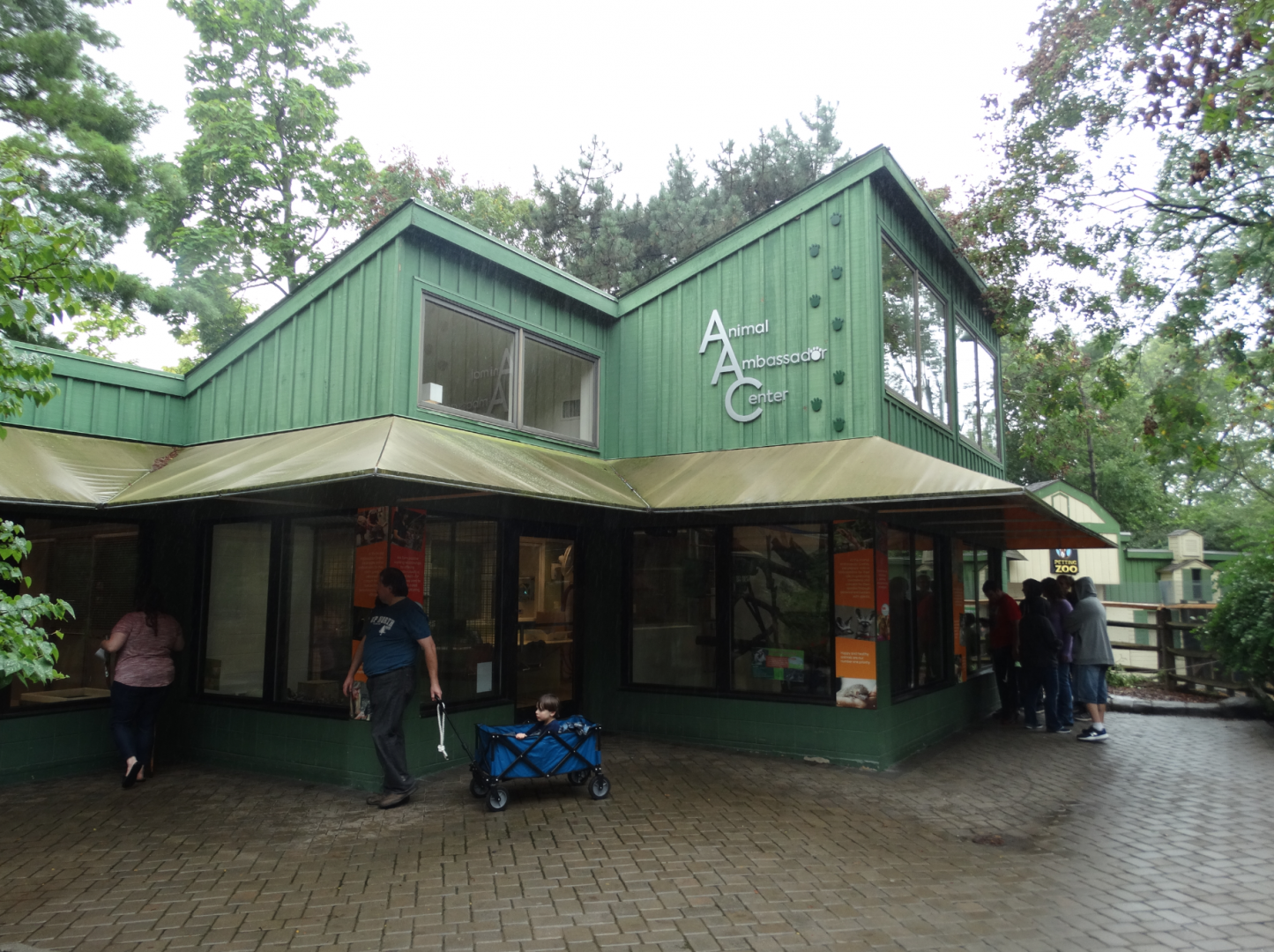 Aug. 2017 - Children's Zoo - Animal Ambassador Center (Nursery)