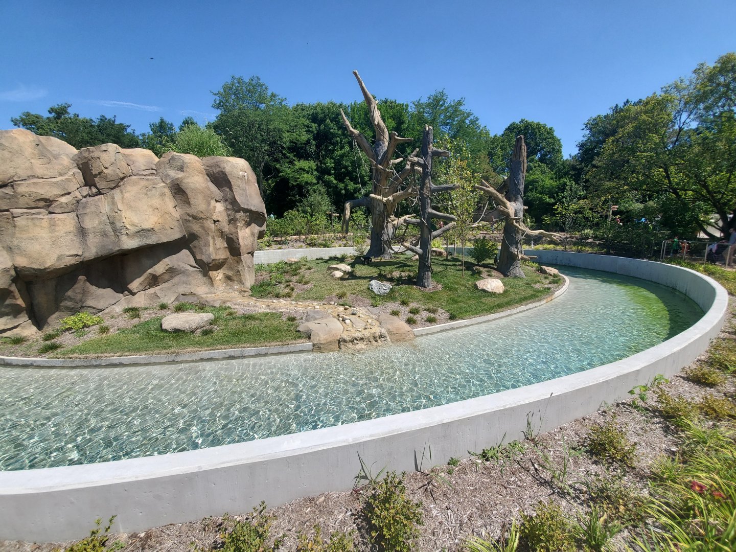 Aug. 2019 - Newly Renovated White-throated Capuchin Exhibit