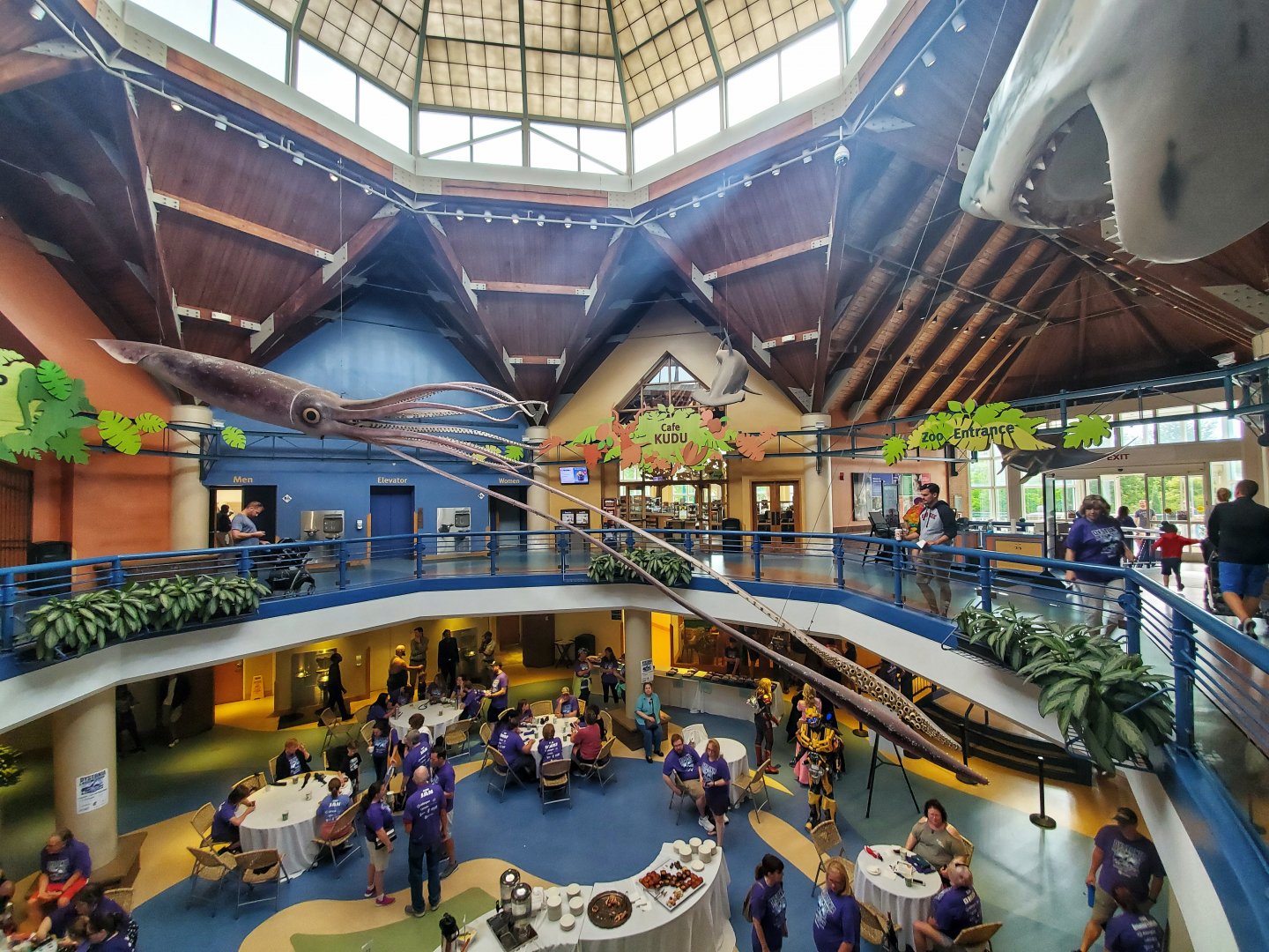 Aug. 2019 - The Living World Entrance Center