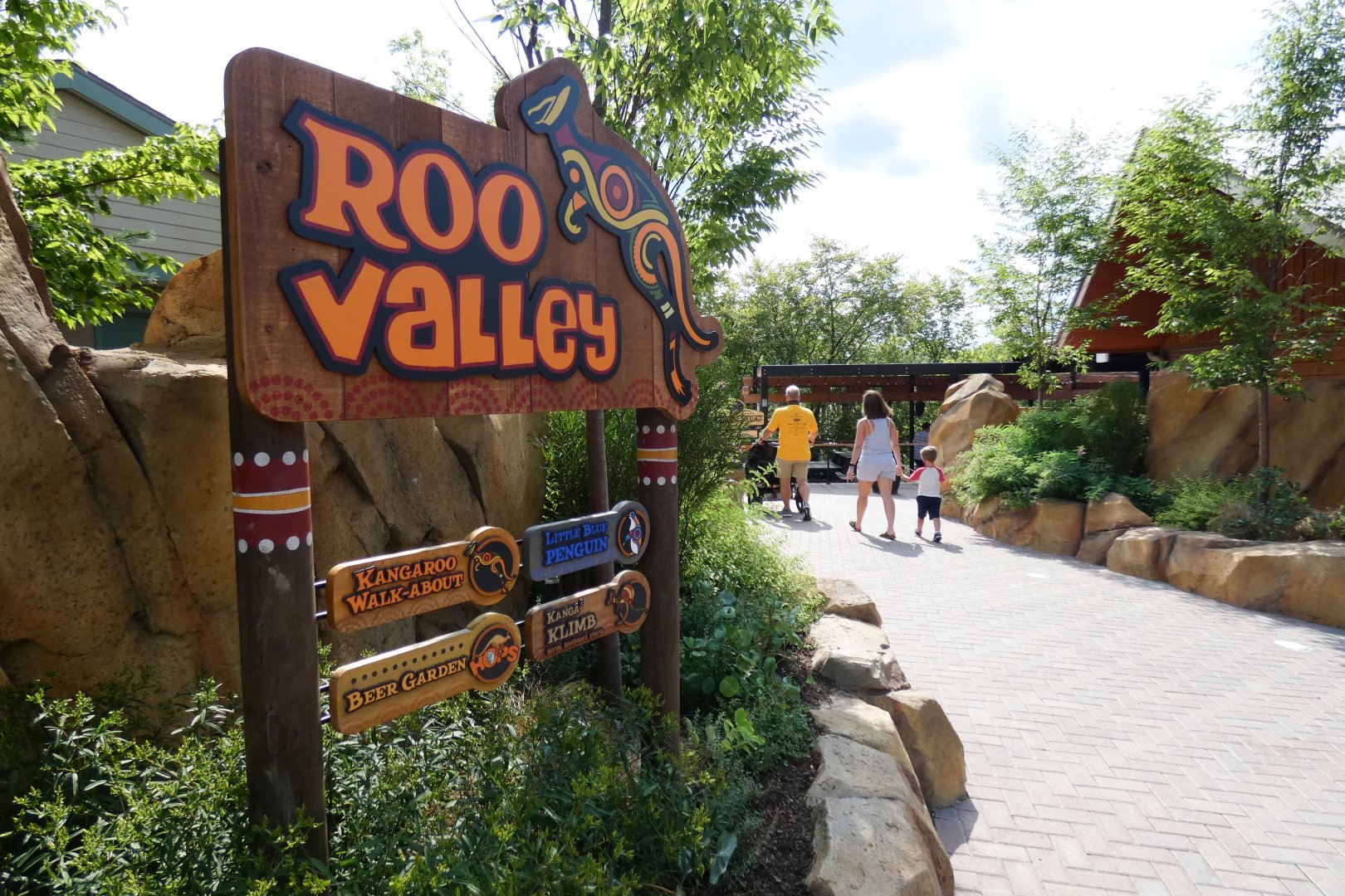 Aug. 2020 - New! Roo Valley - Entrance