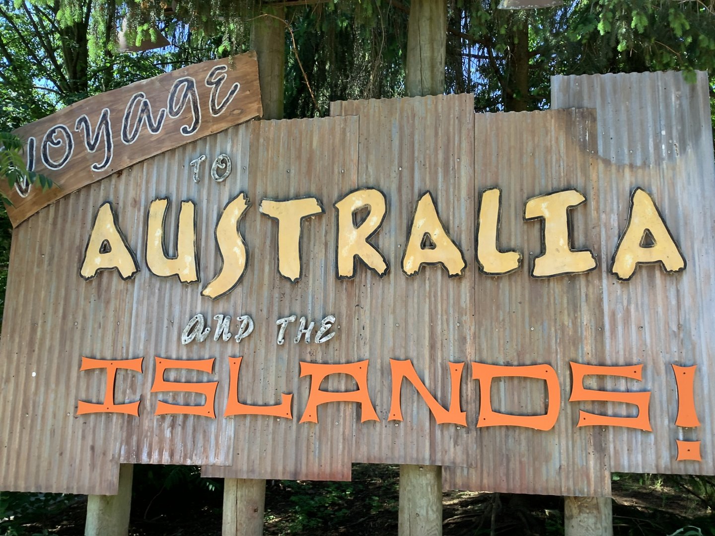 Australia and the Islands Sign - Columbus Zoo