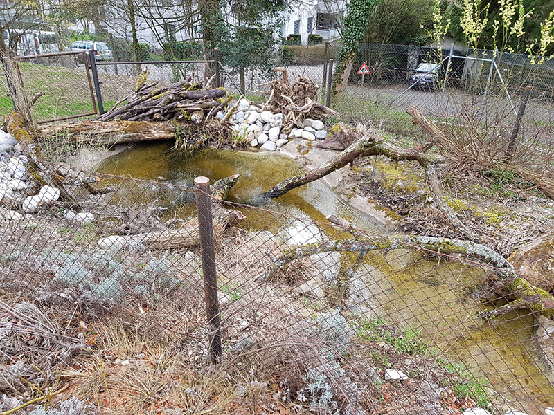 Australia: Mystery enlosure