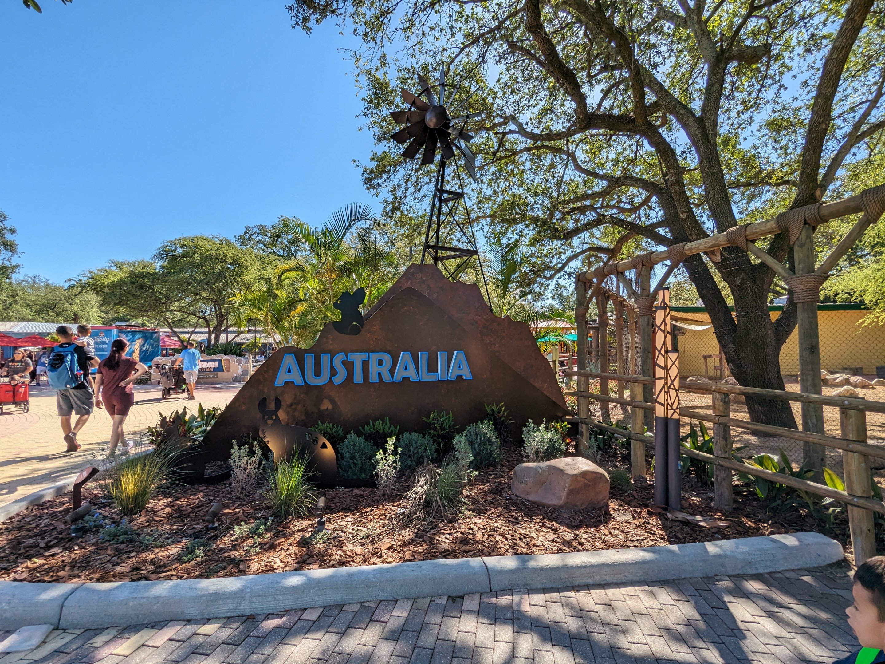 Australia - new entrance sign