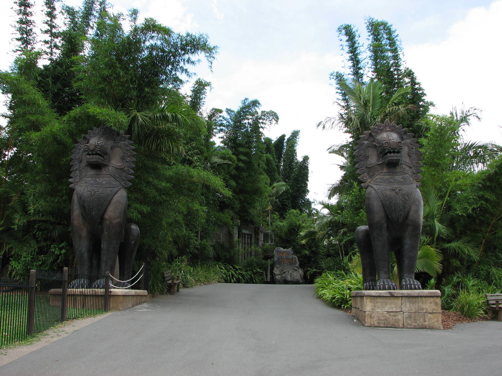 Australia Zoo 2007 - Entrance to Tiger Temple