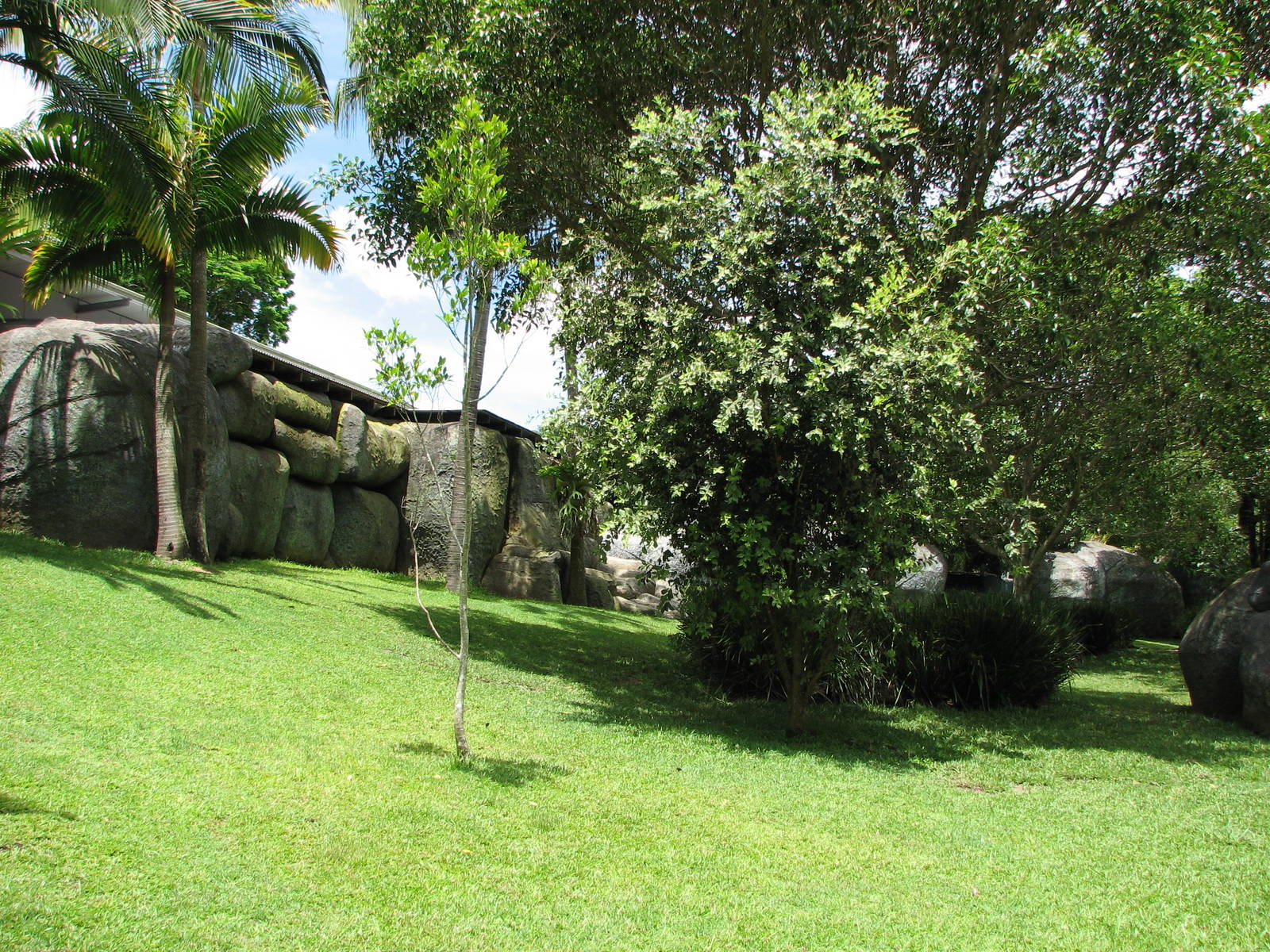 Australia Zoo 2007 - Part of the Wombat exhibit