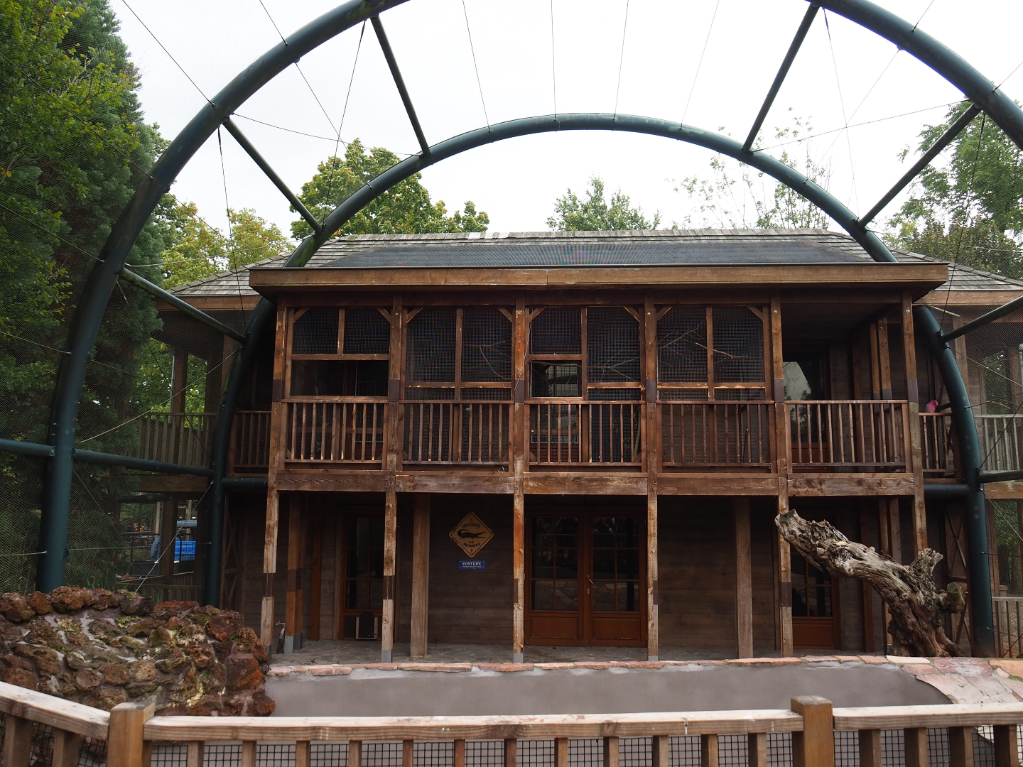 Australian animal house, 2019-10-04