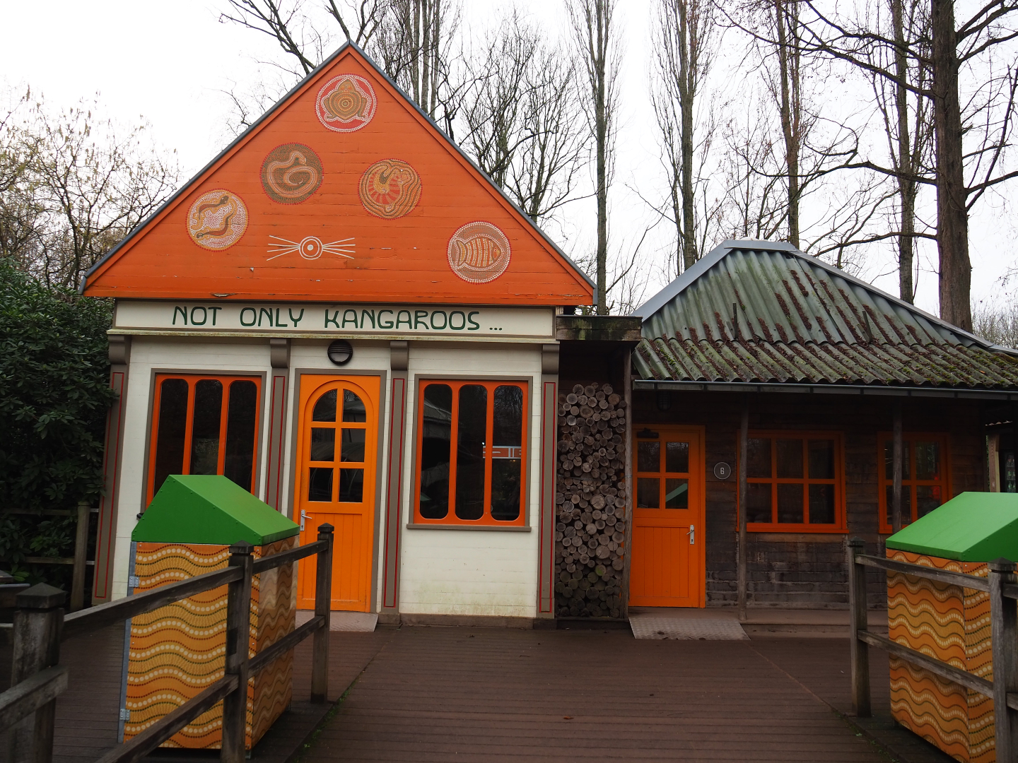 Australian aquarium and terrarium house, 2020-01-11