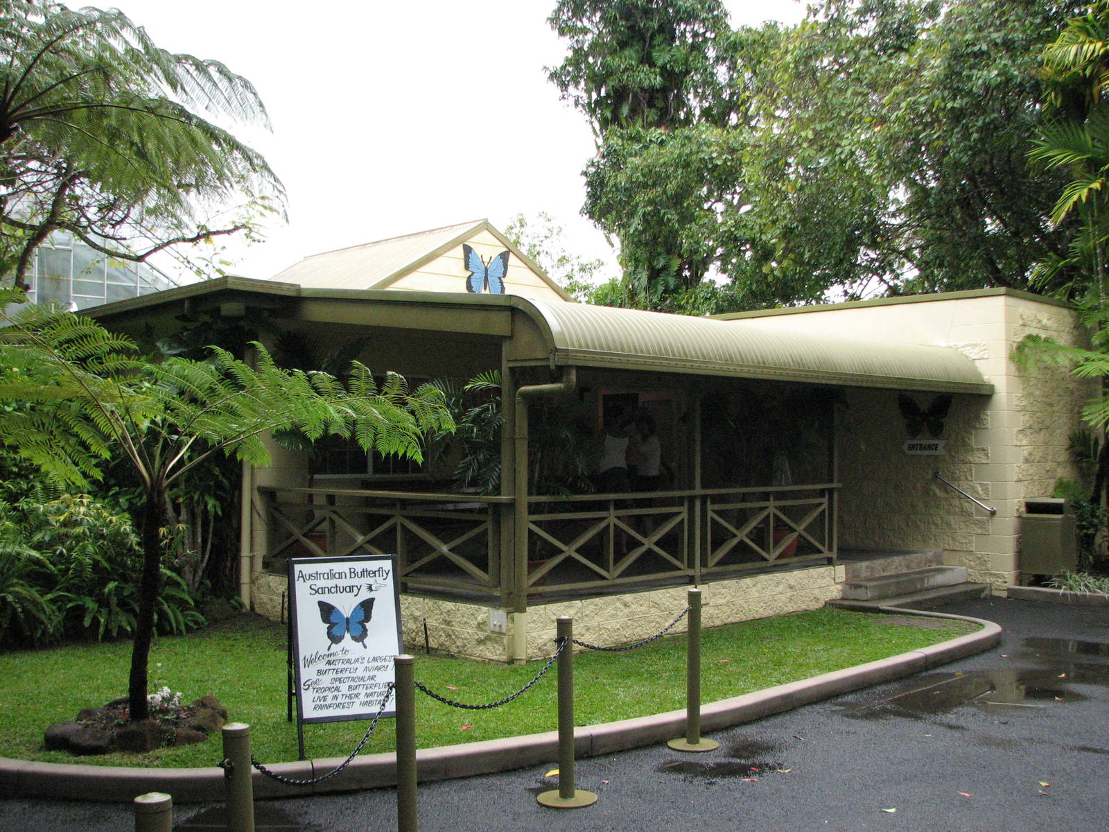 Australian Butterfly Sanctuary 2007 - Sanctuary building