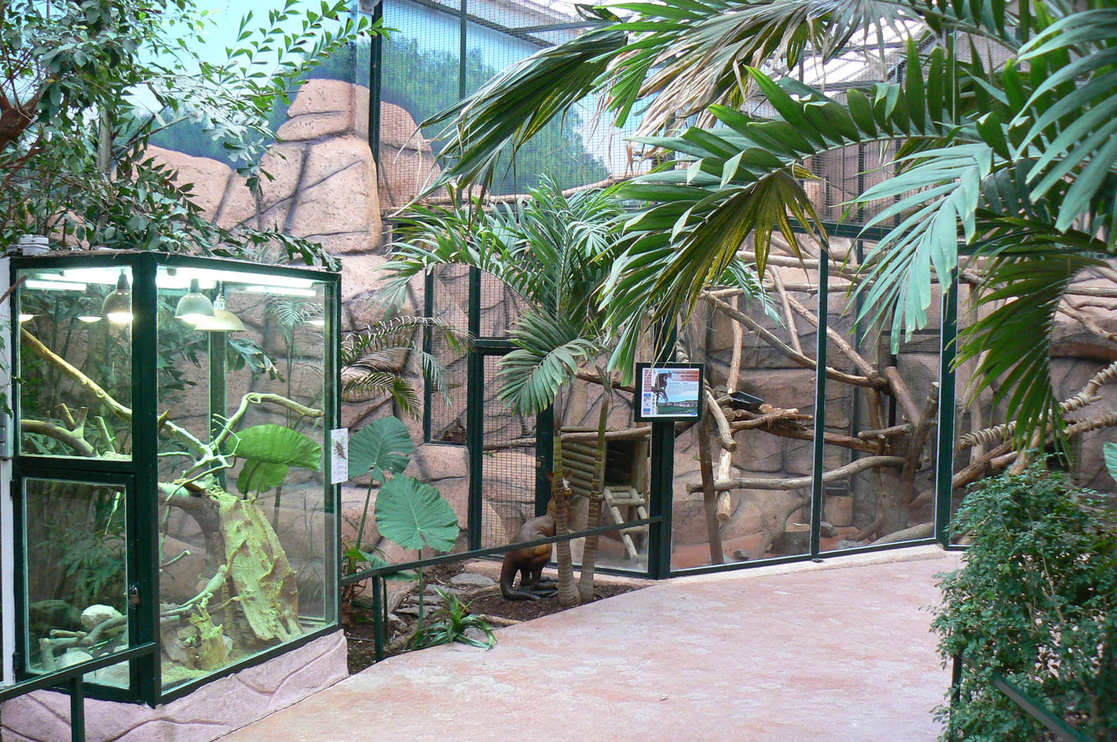 Australian greenhouse - General views