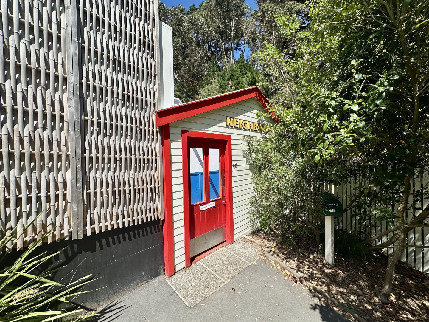 Australian Precinct - Entrance