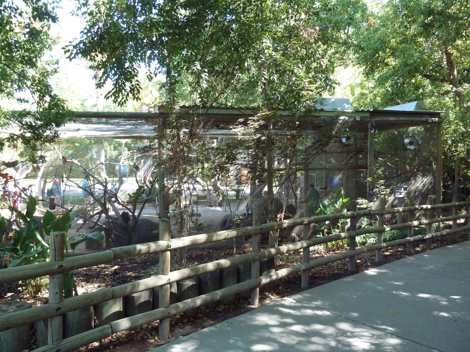 Australian Walk-Through Aviary