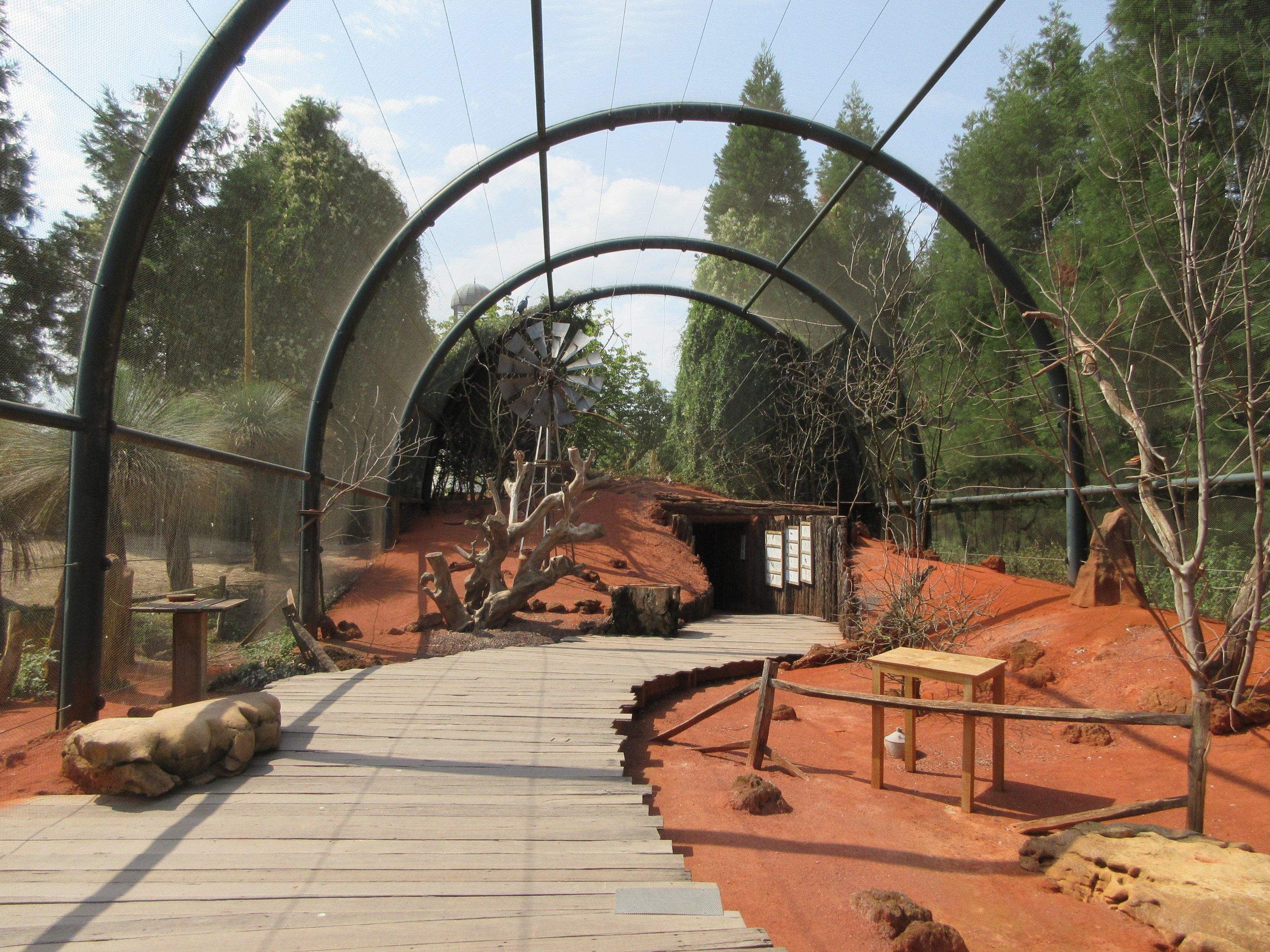 Australian Walk-through Aviary