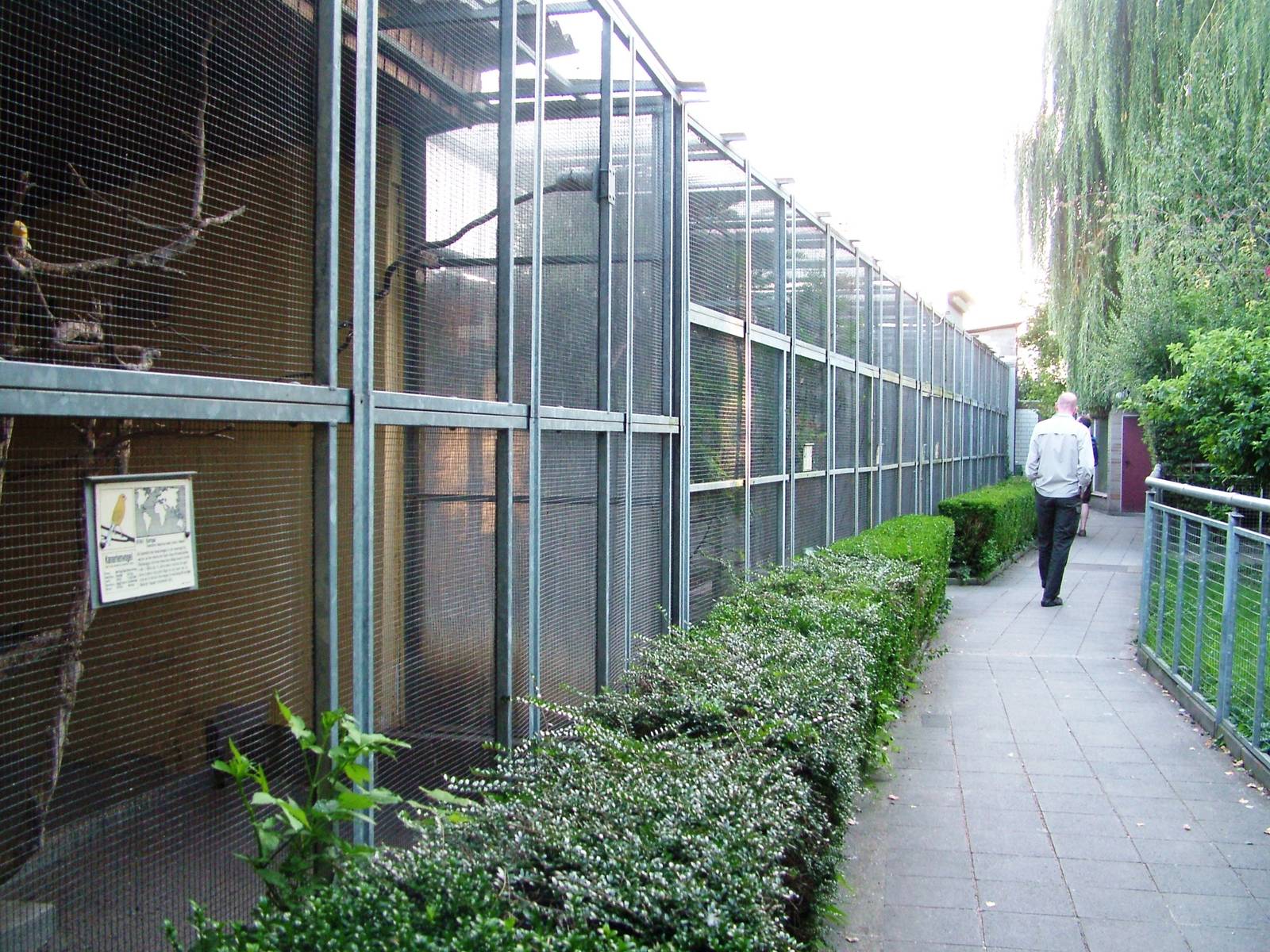 Aviaries at Vogelpark Biebesheim, 05/09/2010