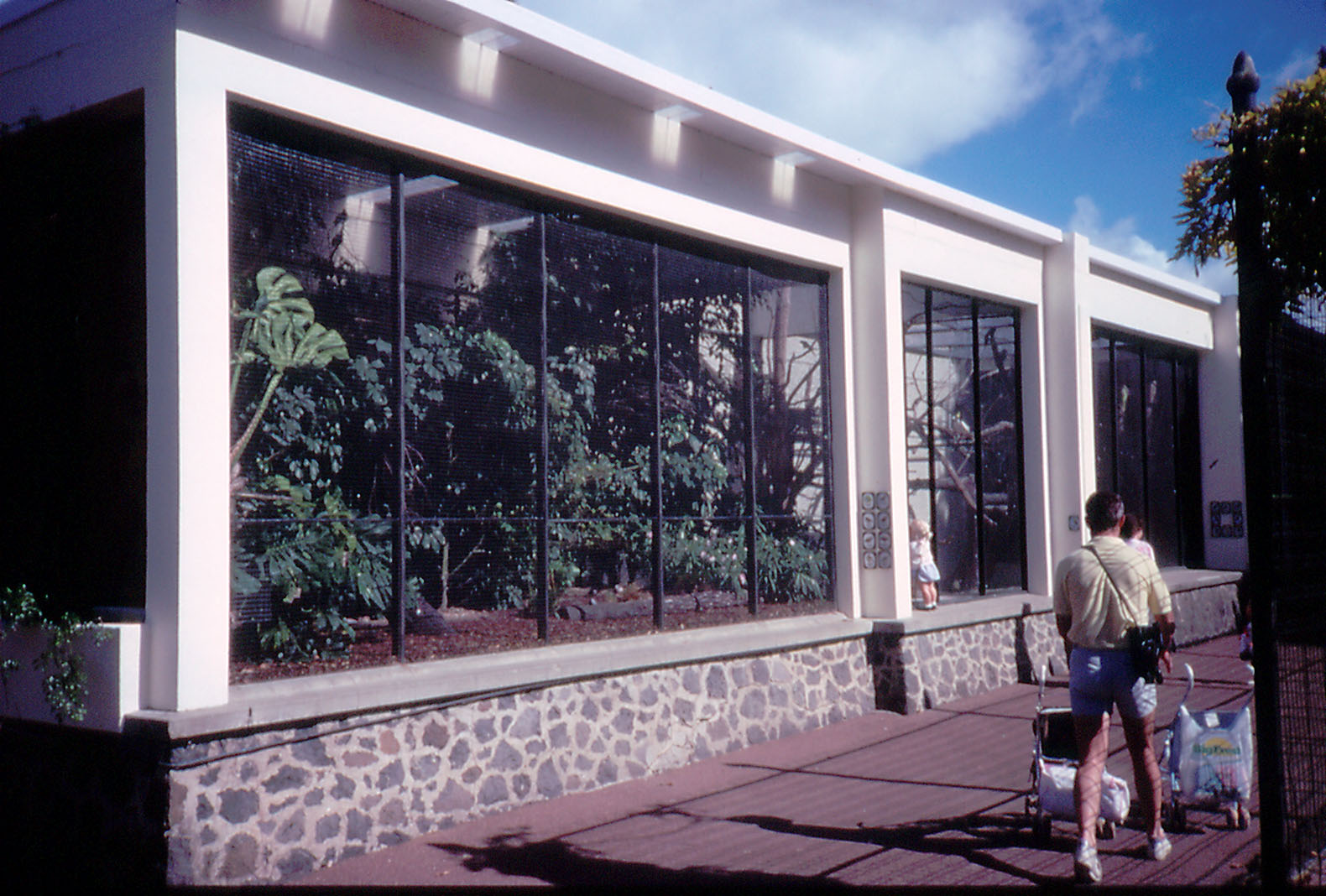 Aviary for small doves, finch and quail - 1990