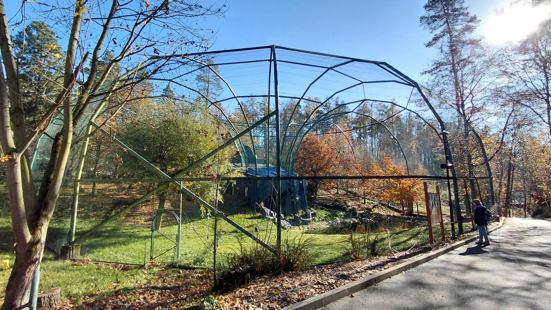 Bábovka - walk-in aviary