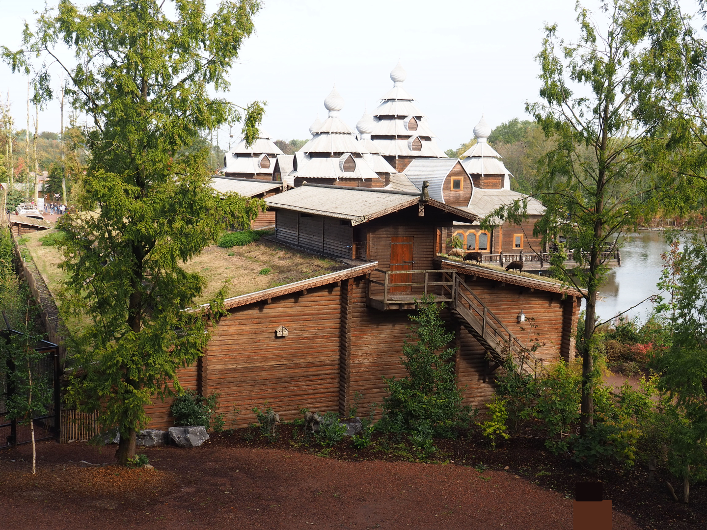 Backside of the train hangar, 2019-10-04