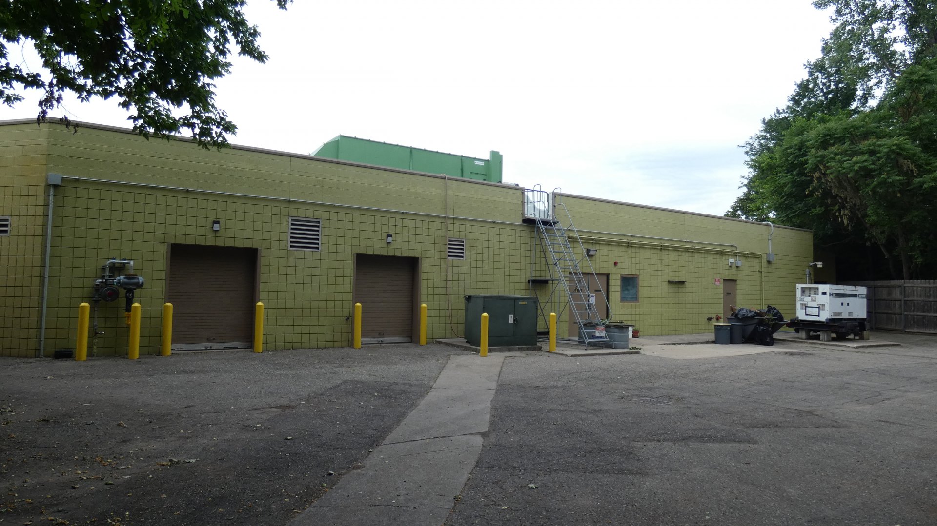 Backstage Ape Area, Great Apes of Harambee - July 2022