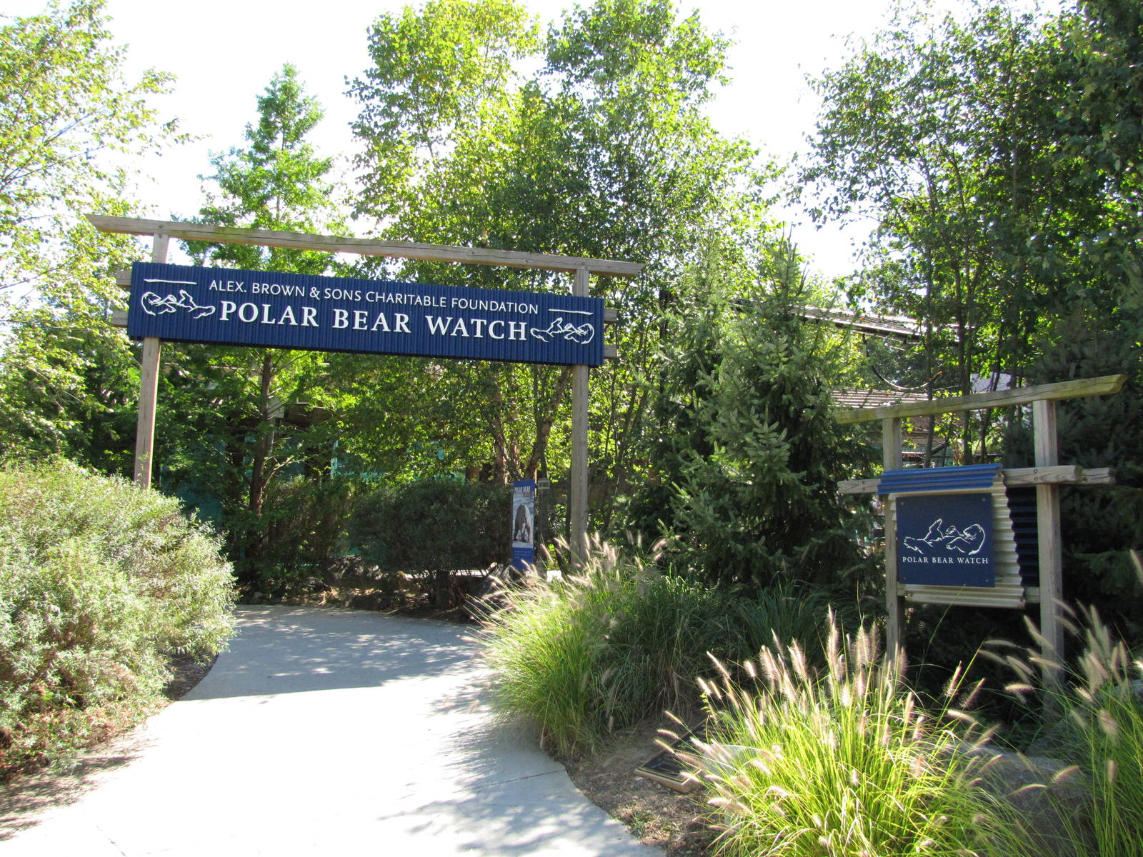 Baltimore Zoo - Entrance to Polar Bear Watch