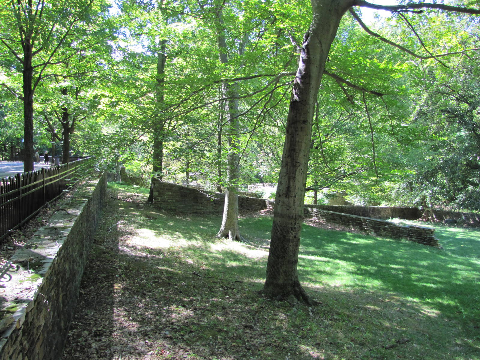 Baltimore Zoo - Former ungulate exhibits