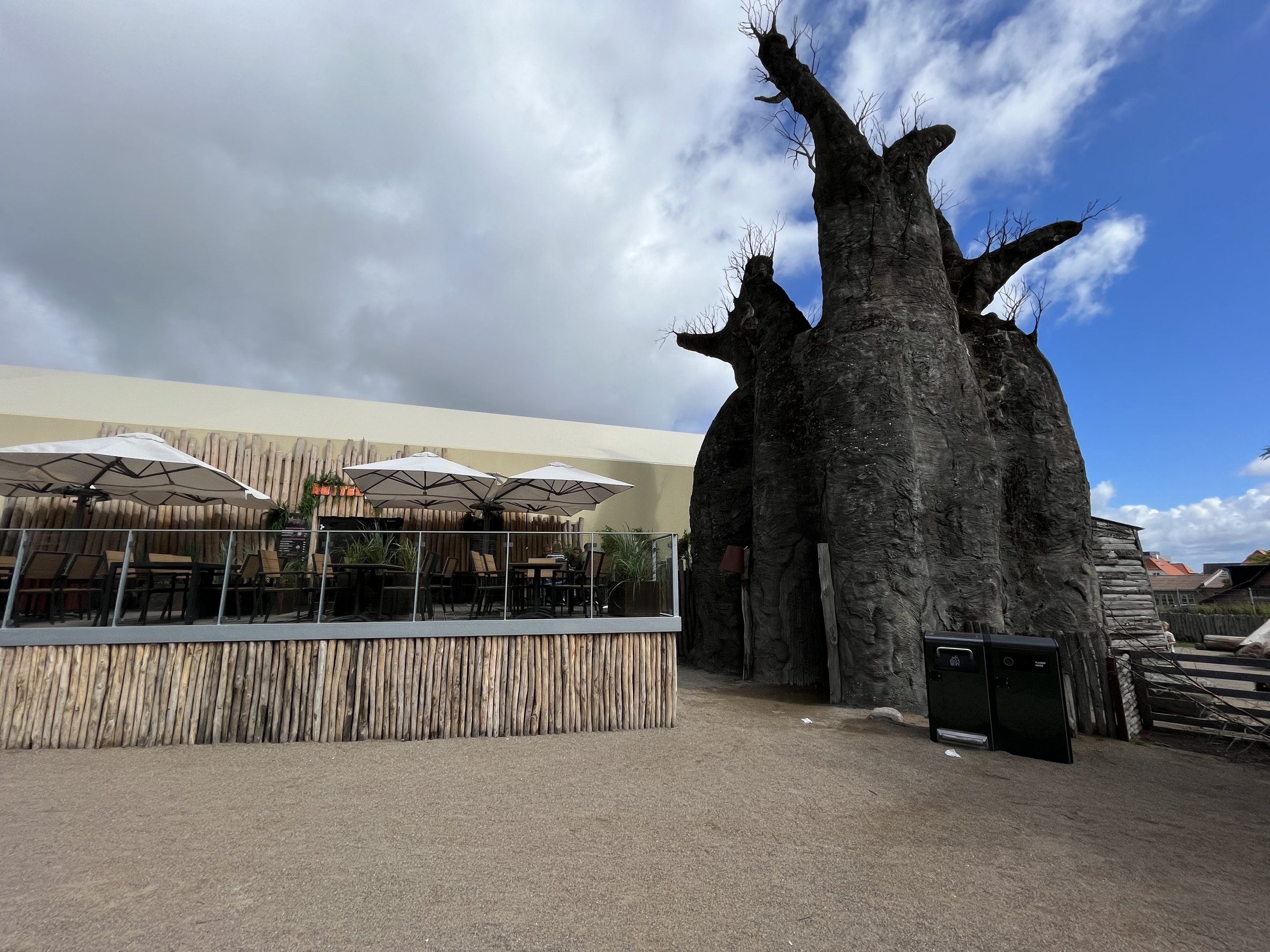 Baobab Restaurant - just like Givskud Zoo!