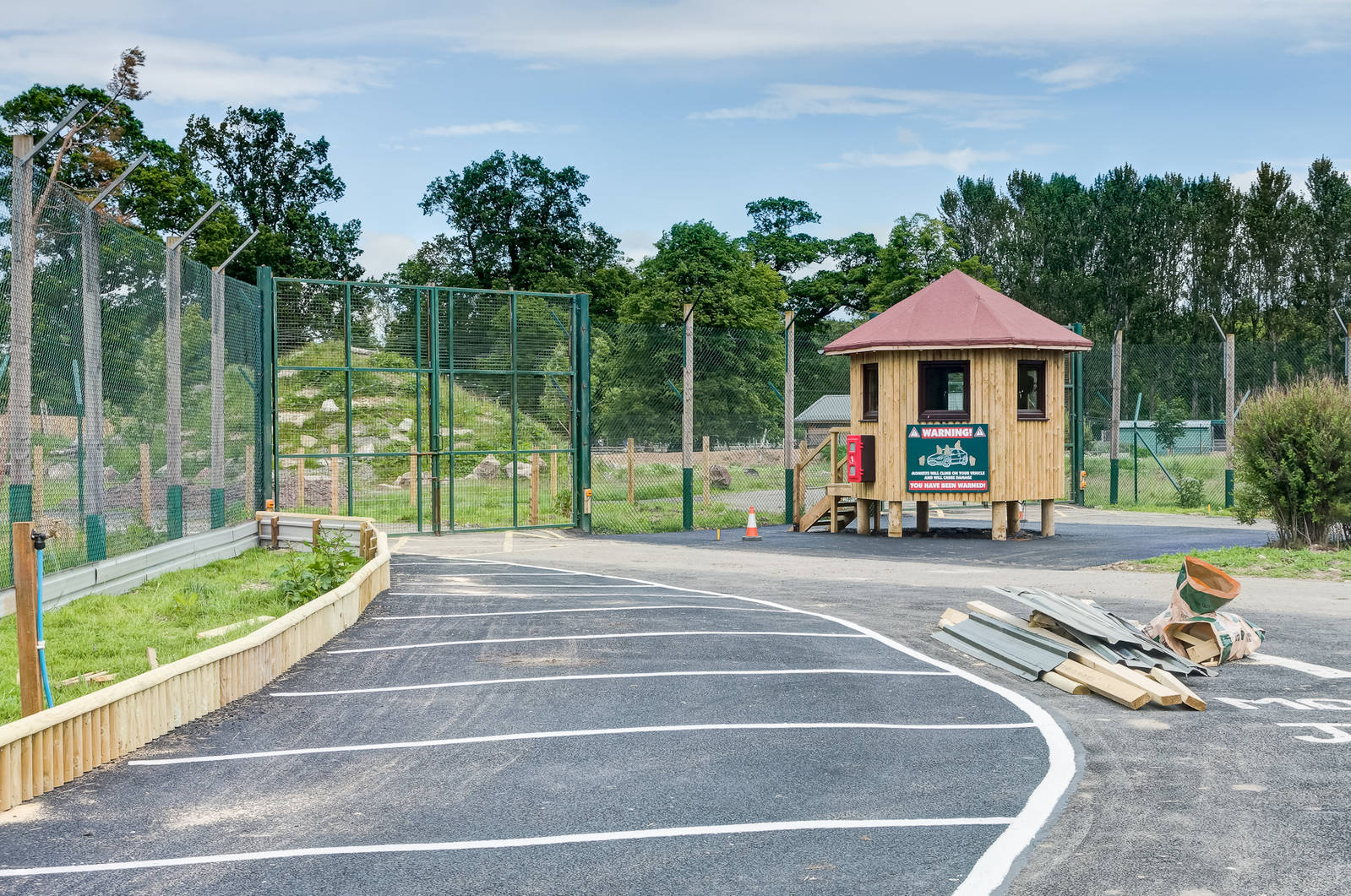 Barbary Macaque Drive-through - 21/06/2015