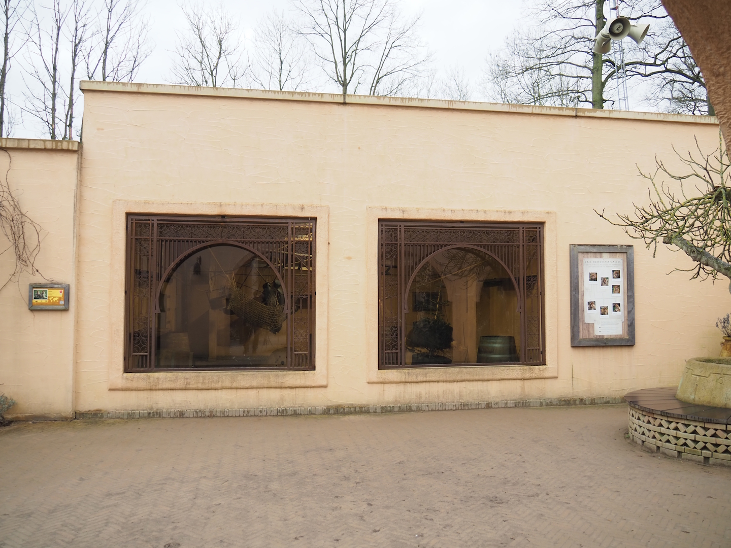 Barbary macaque indoor exhibit, 2023-02-19