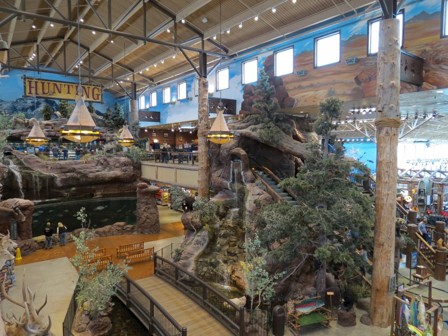 Bass Pro Shops Las Vegas - Interior