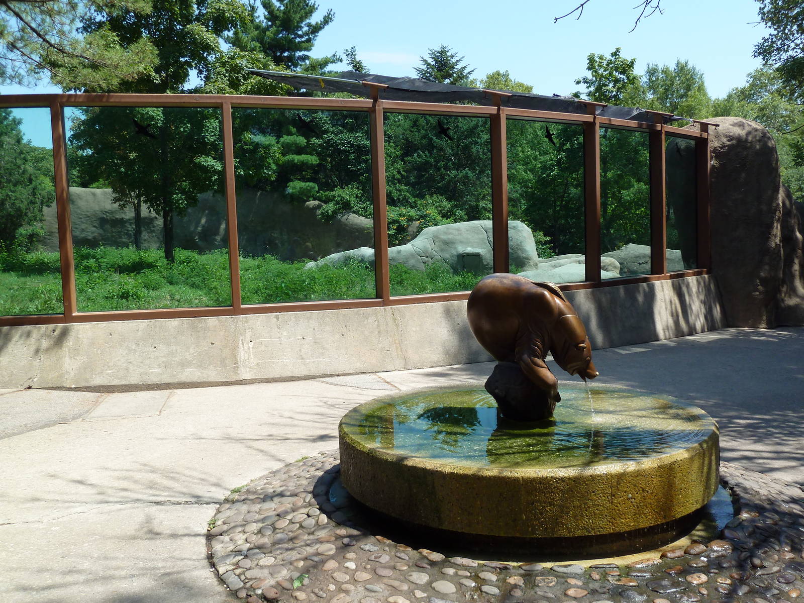 Bear Country - Polar Bear Exhibit + Statue