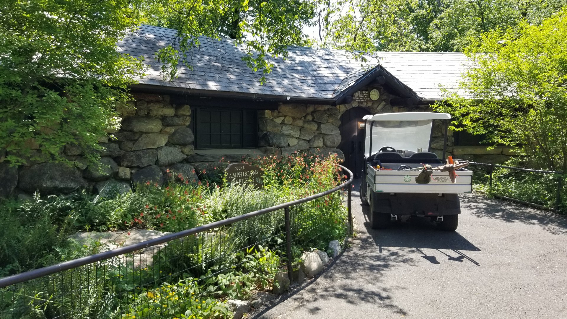 Bear Mountain - Amphibian, Reptile, and Fish building (closed)