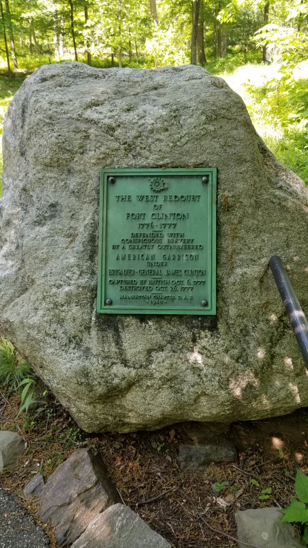 Bear Mountain - Old sign about fort clinton