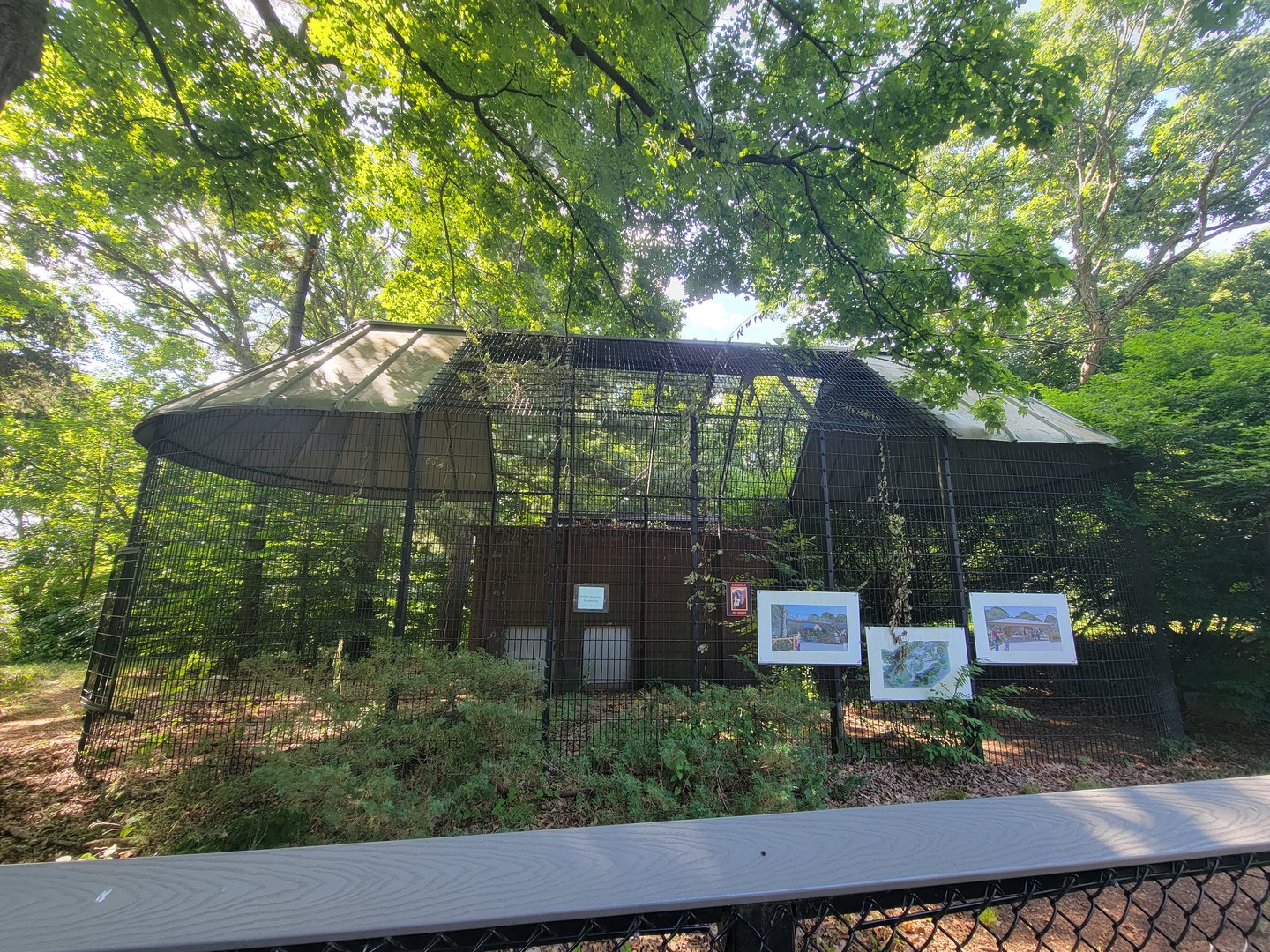 Beardsley 7/22 - Old big cat cages