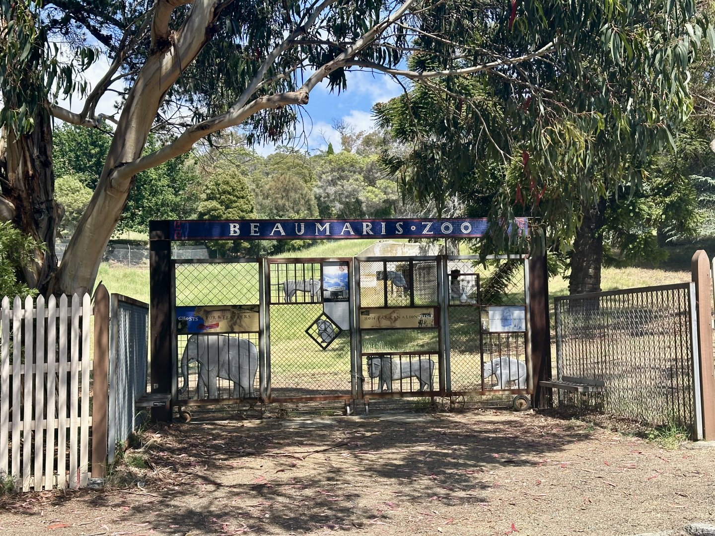 Beaumaris Zoo - Entrance