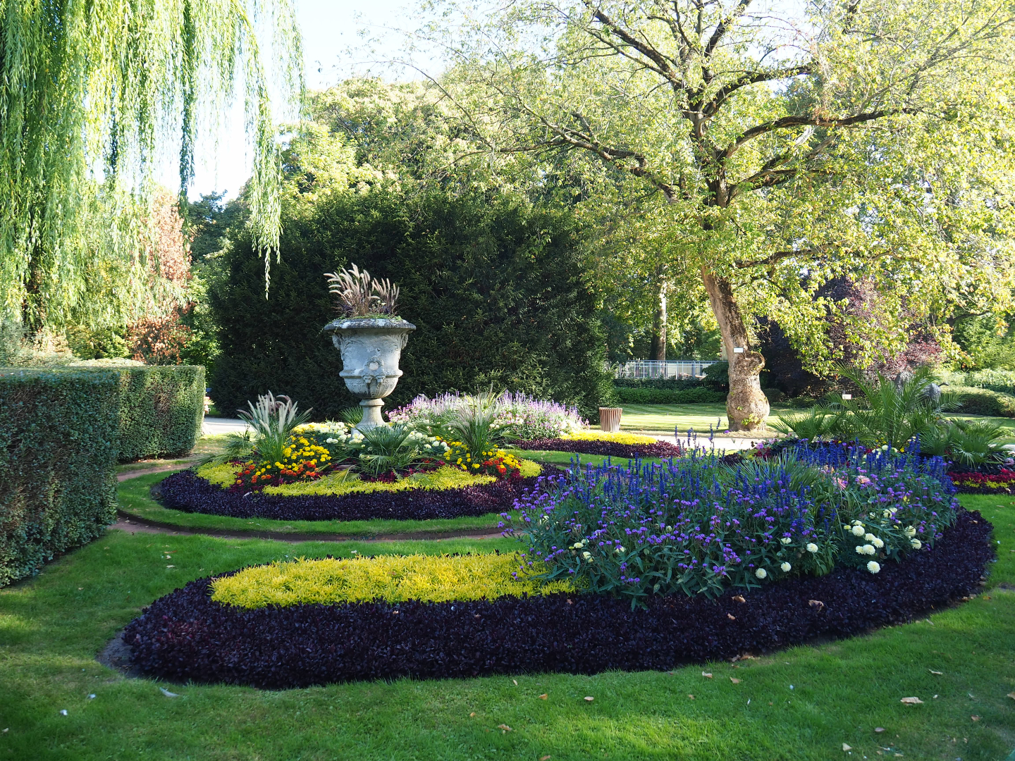 Beautifully planted gardens near the rhinoceros paddock, 2020-09-20