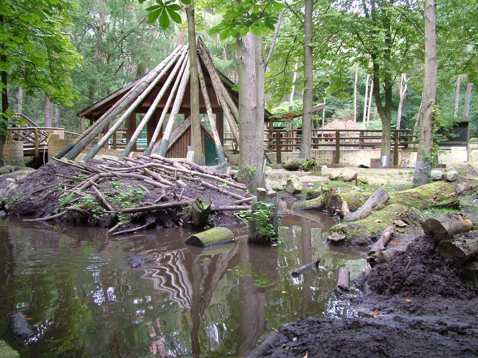Beaver enclosure at Tierpark Neumuenster 2007