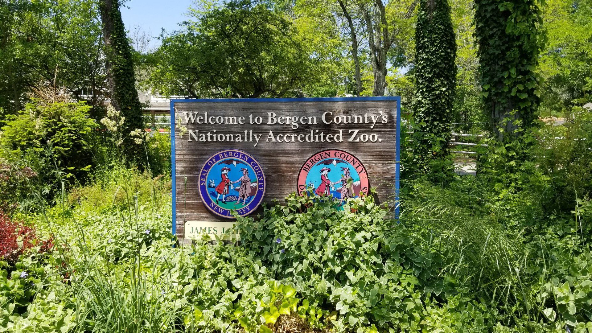Bergen County Zoo - County sign