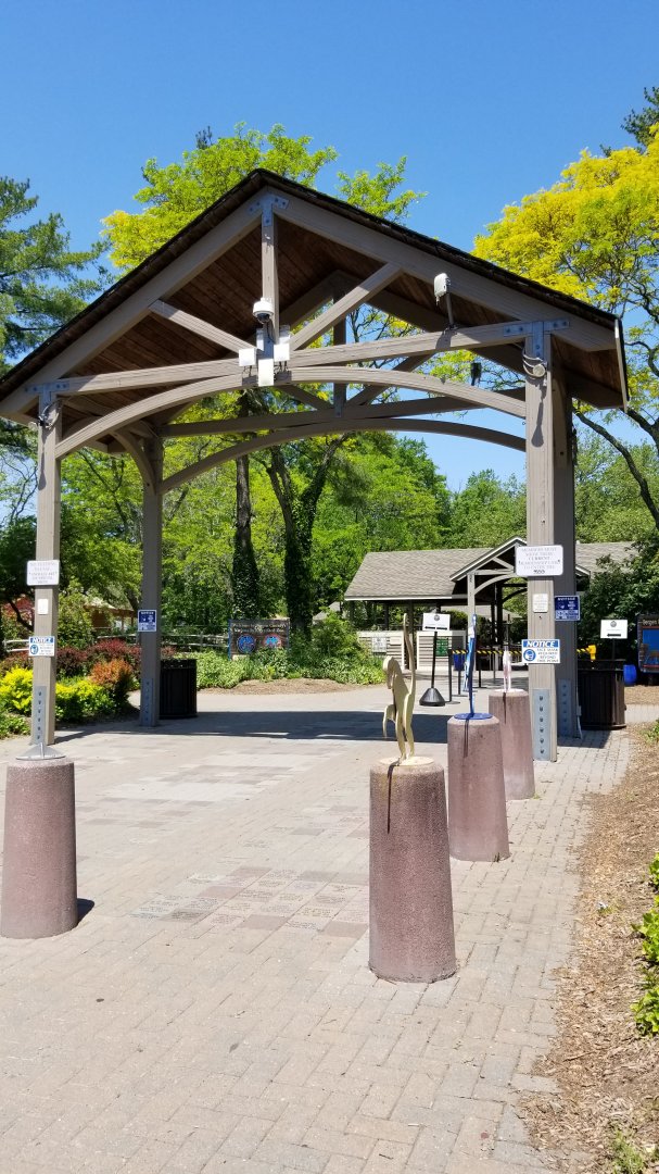 Bergen County Zoo - Entrance