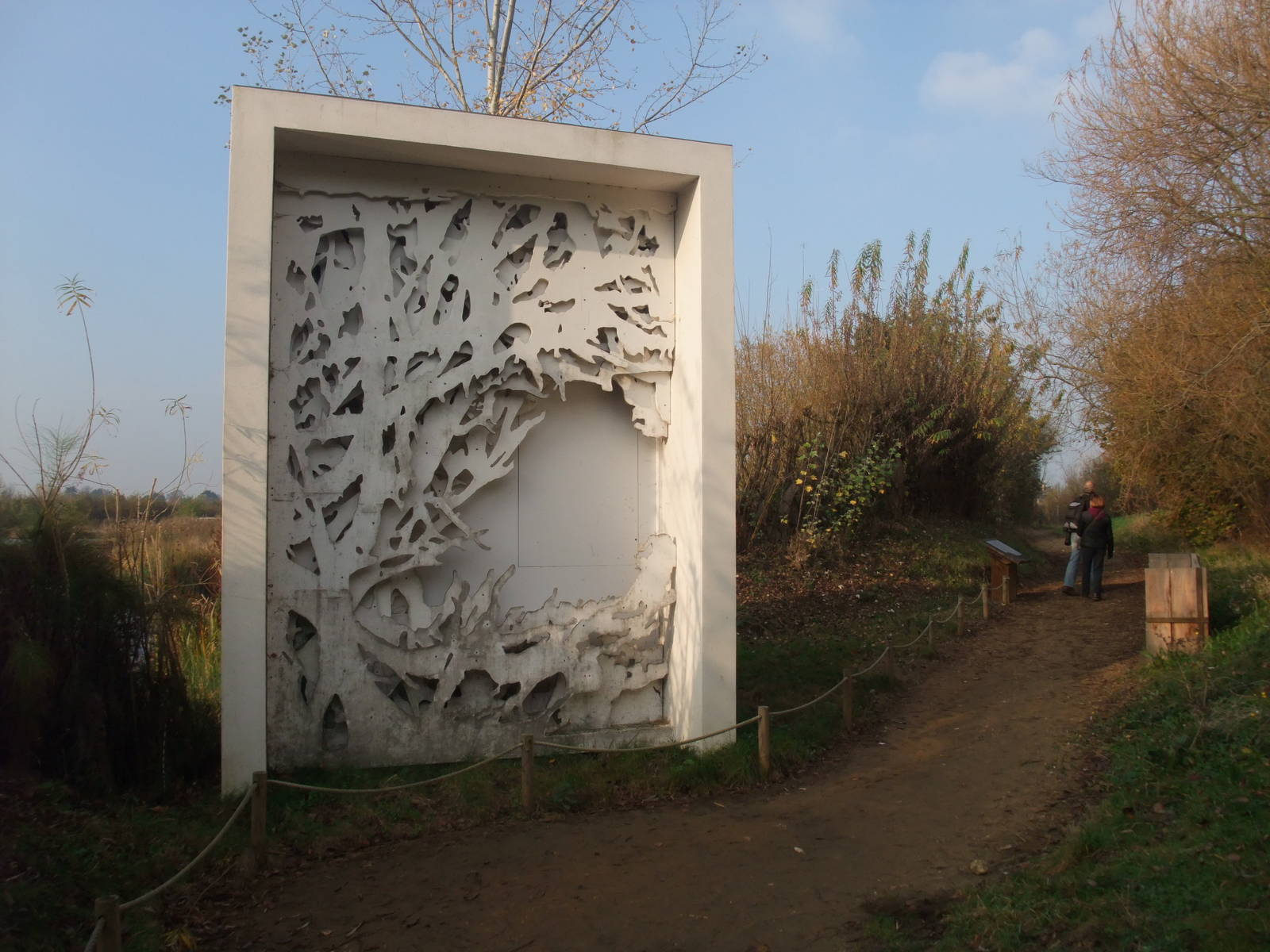 Berkeley Bat House at London WWT (Barnes), 15/11/11
