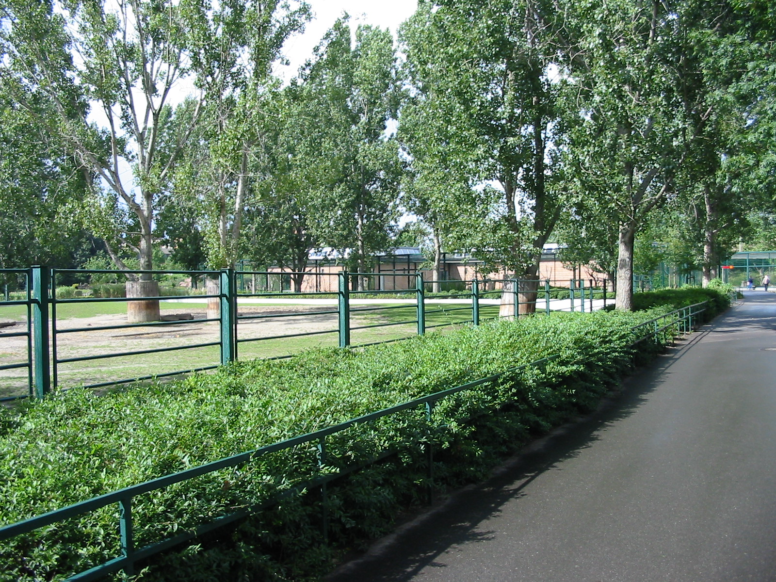 Berlin Tierpark 2004 - General scene from the Tierpark