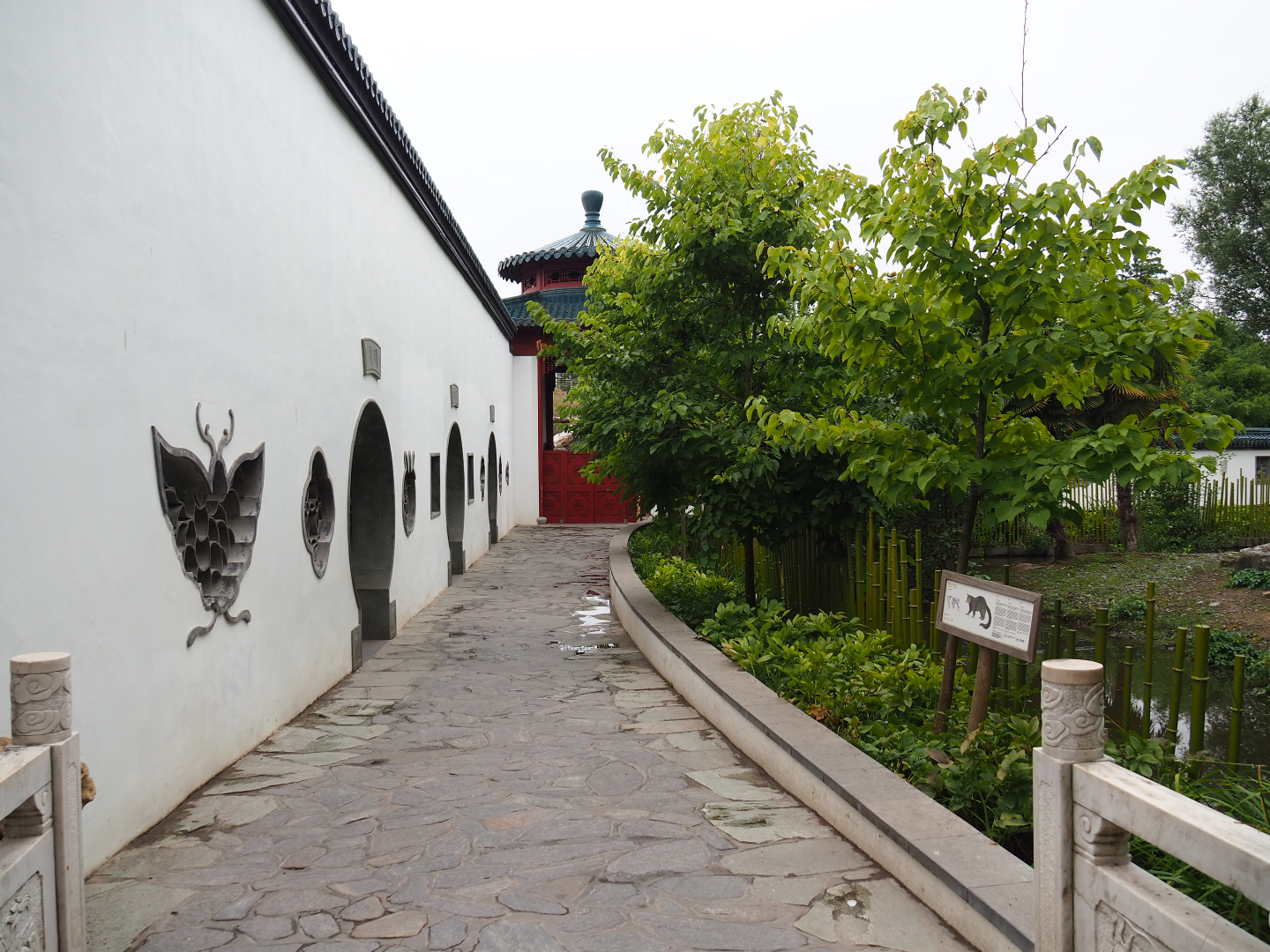 Bharal/Binturong viewing area and Access to snow leopard viewing pavilion, 2020-09-03