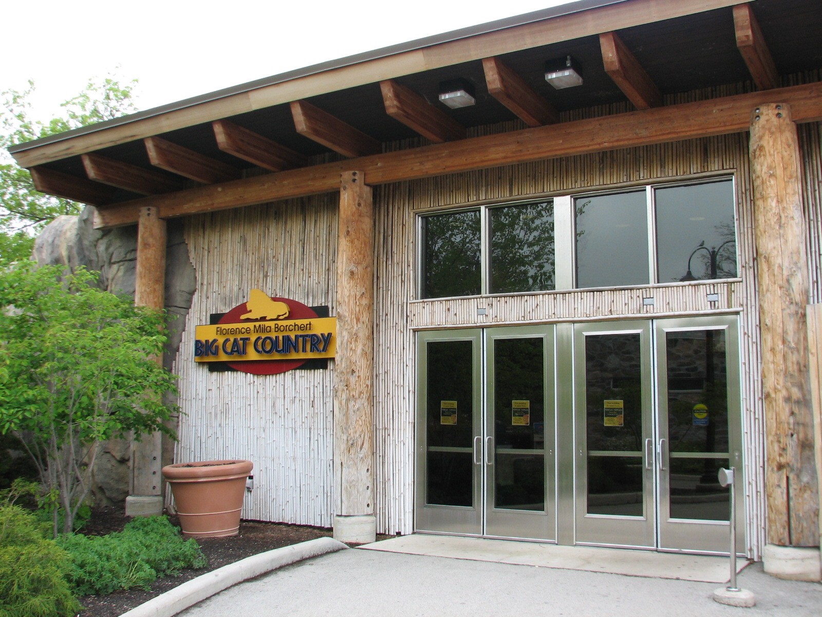 Big Cat Country - Entrance to Large Cat Exhibit Bedrooms