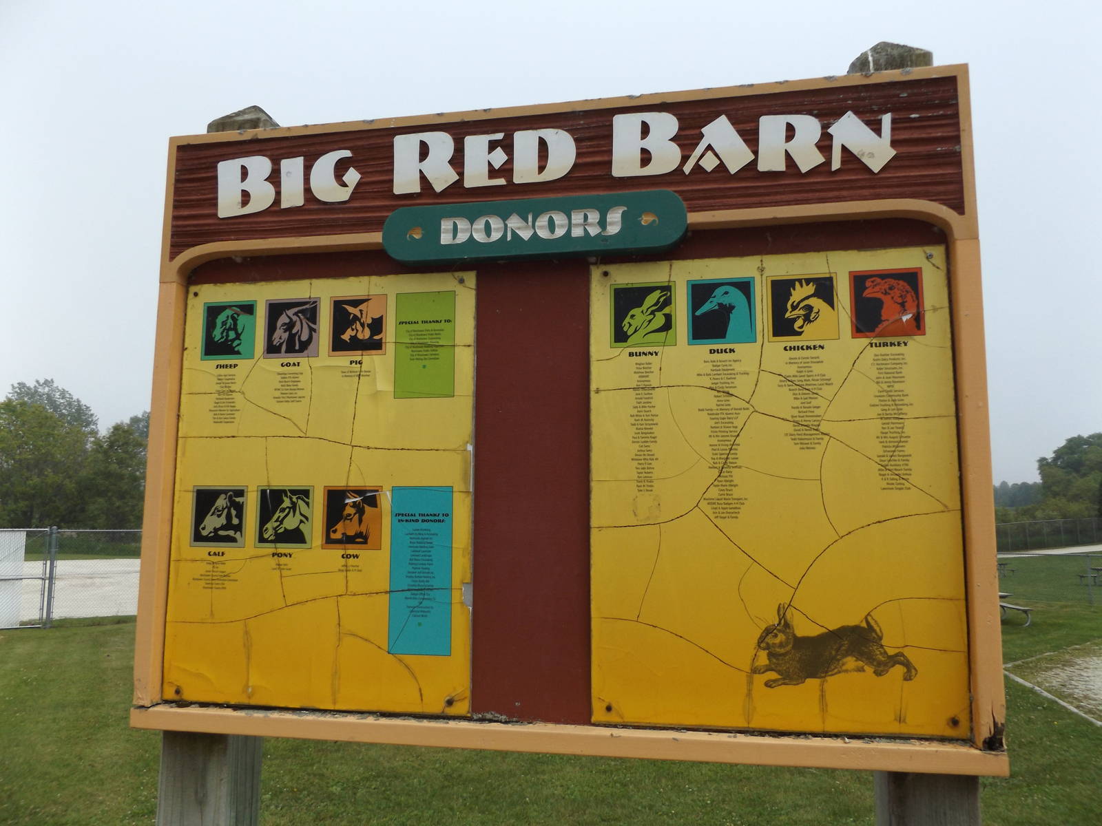 Big Red Barn Donors Sign