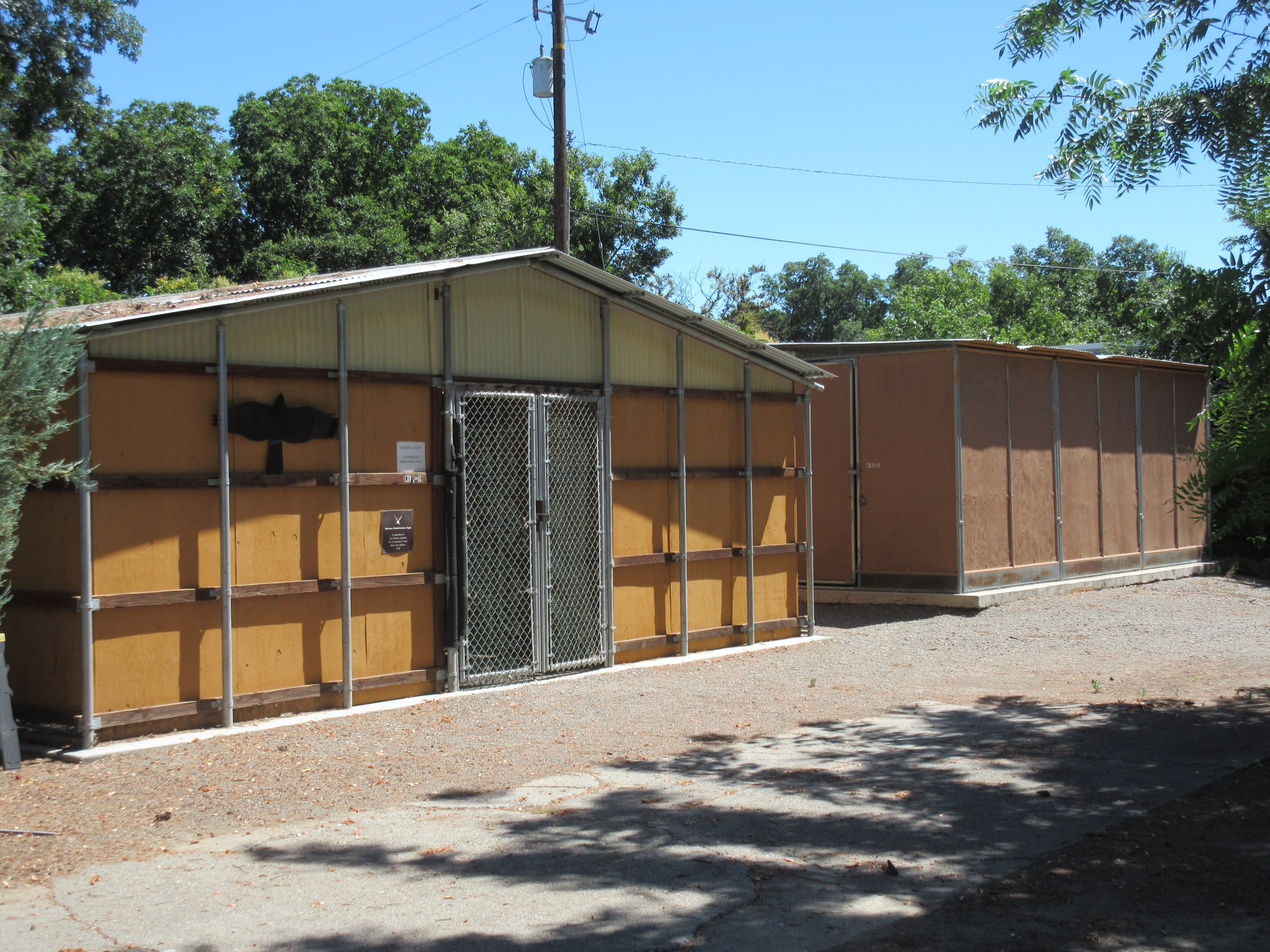 Bird Aviaries (Off-Show)